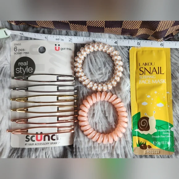 Checkered Cosmetic Pouch with Hair Accessories & Snail Mask - Picture 3 of 7